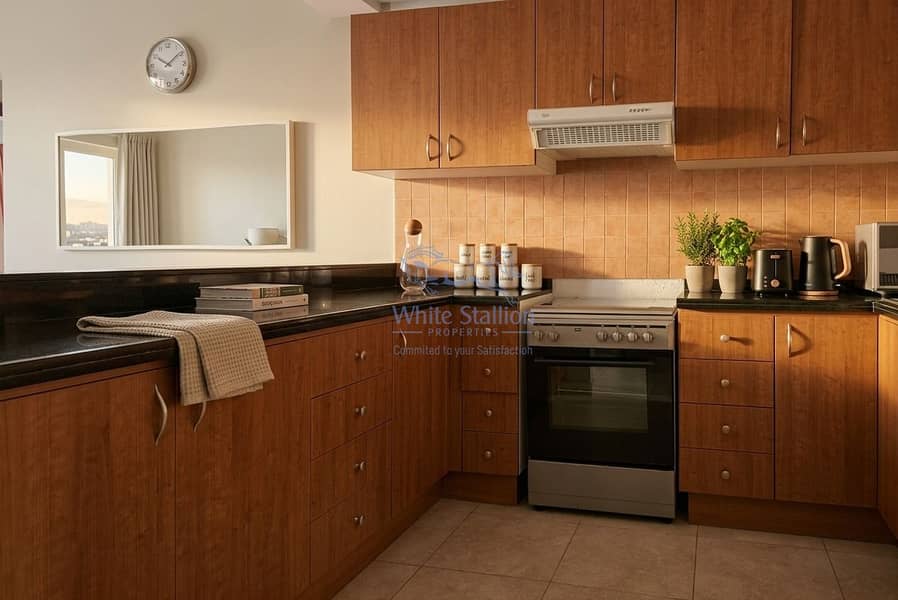 10 c9b87877-42bf-4abb-b4be-c2deaf41858c. jpg