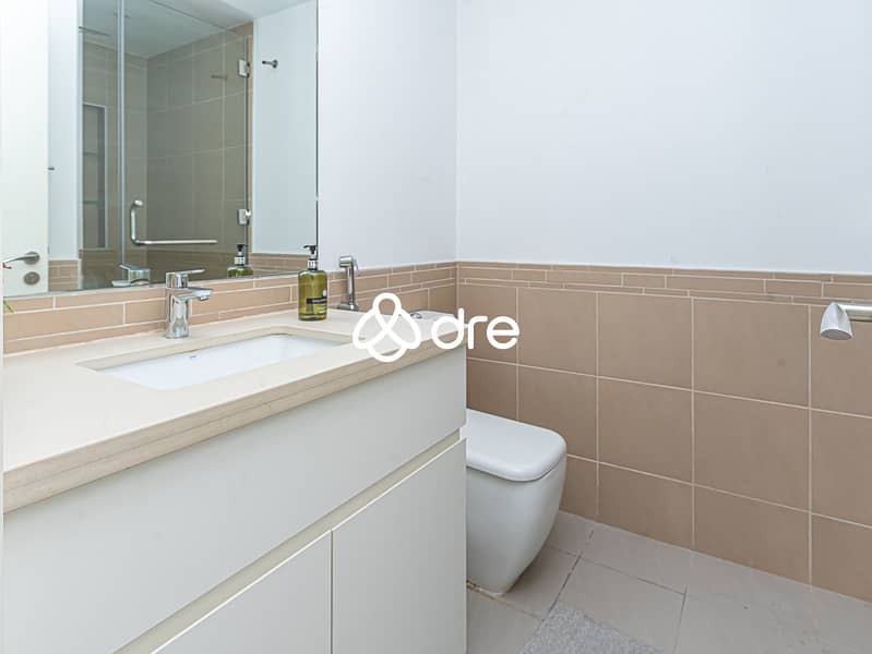 9 DRE08068. JPG