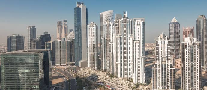 Downtown Dubai vs Business Bay: Where Should You Live? Downtown Dubai vs Business Bay: Where Should You Live?