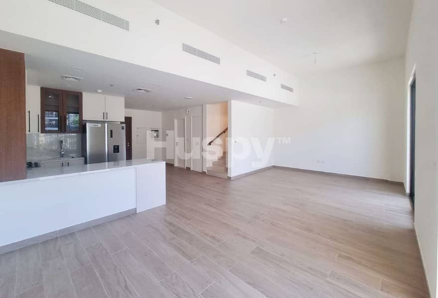 Apartamento en Town Square,The Mayfair, 2 dormitorios, 139999 AED - 16591376 Apartamento en Town Square,The Mayfair, 2 dormitorios, 139999 AED - 16591376