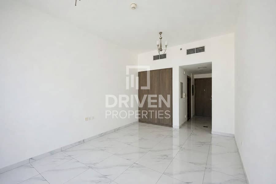 Apartamento en Jumeirah Village Circle (JVC),JVC District 10,Serenity Lakes 5, 50000 AED - 16592260 Apartamento en Jumeirah Village Circle (JVC),JVC District 10,Serenity Lakes 5, 50000 AED - 16592260