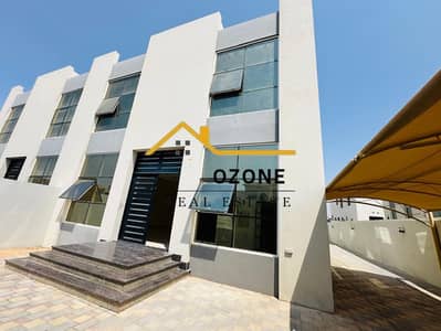 5 habitaciones Villa para en Alquiler en Hoshi, Sharjah - c631369d-c1c9-4dce-8cc5-3209abe71a0c. jpeg