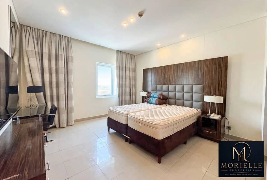 3 luxury_bedroom_hdr_2. jpg