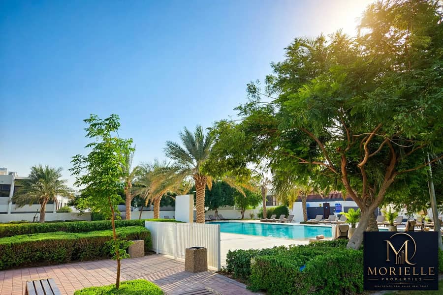 3 luxury_resort_pool_6. jpg