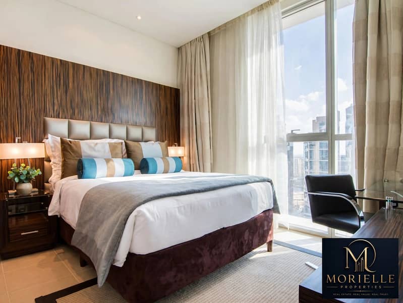 4 luxury_sunlit_bedroom. webp