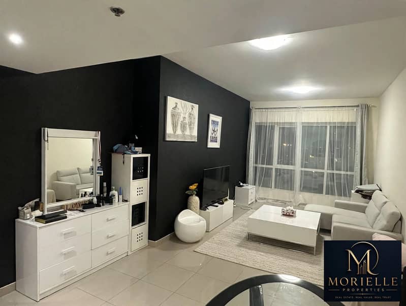 2 modern_living_room_staged. jpg