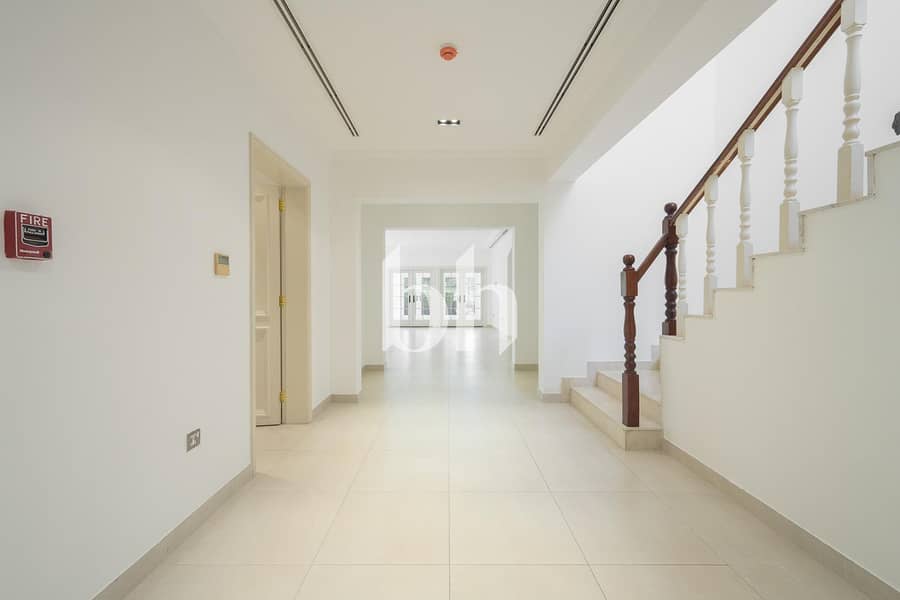 3 images image img