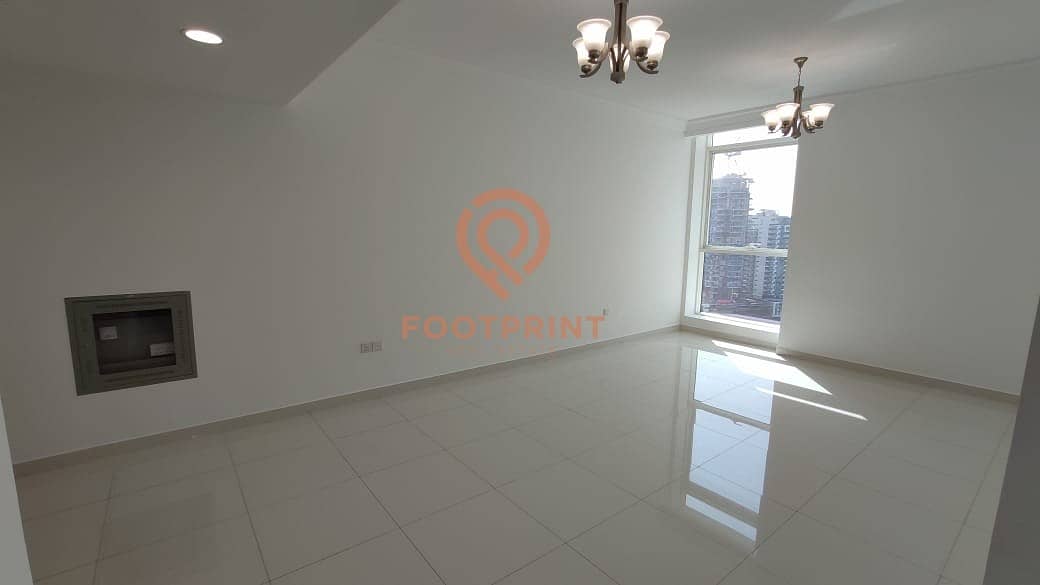 Spacious&Bright 2 BHK with burj &canal view - 84K