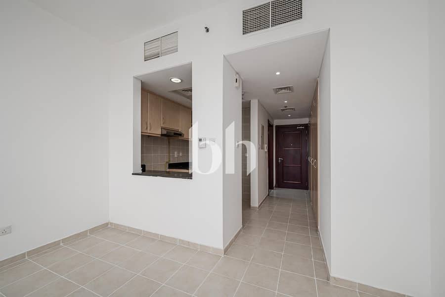 6 images image img