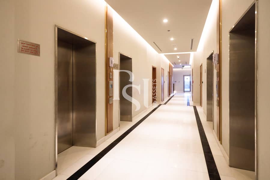 10 al-reem-island-julphar-tower-abudhabi-hallway (2). jpg