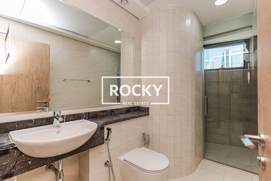21 Business Bay - The Bay - Unit 1001 - 2BR-29. jpg