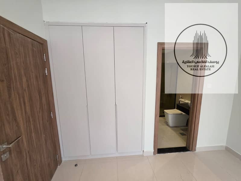 4 bd5b5095-f82e-446a-b657-5afddec62c4c. jpg