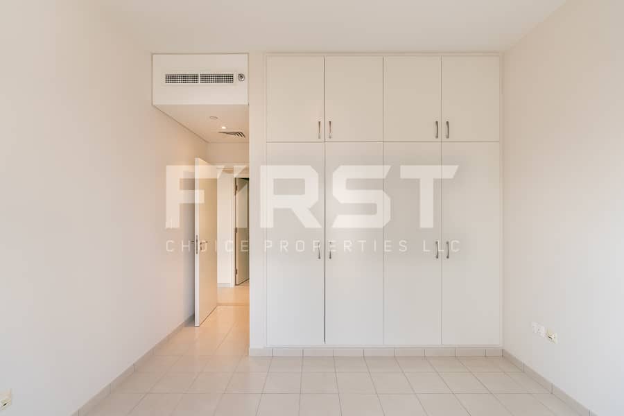 9 1BR Apt Amaya Tower 2 Al Reem Island Abu Dhabi UAE (4). jpg