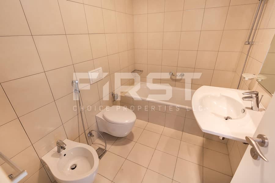10 1BR Apt Amaya Tower 2 Al Reem Island Abu Dhabi UAE (5). jpg