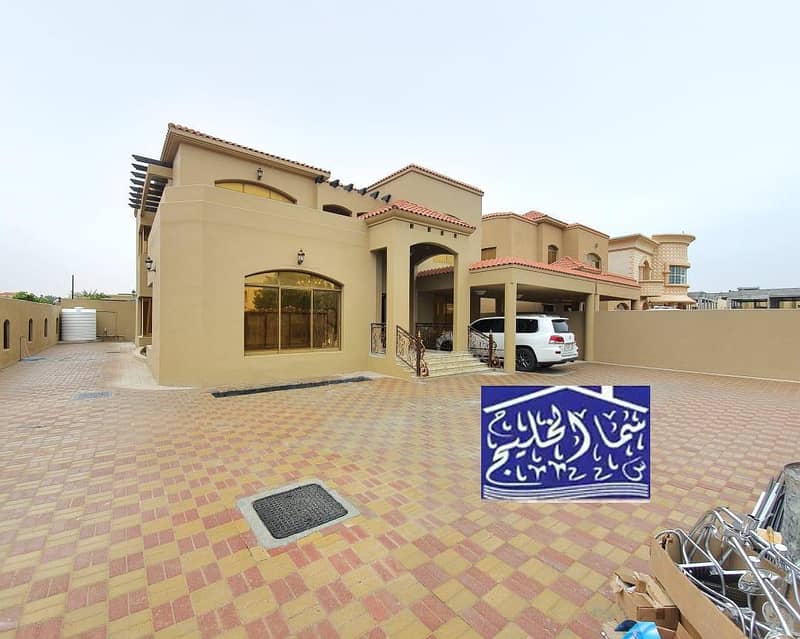 super delxe big villa for sale near to sheik ammar road