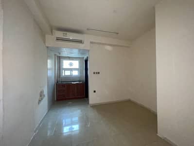 Estudio para en Alquiler en Bu Tina, Sharjah - IMG_1521. jpeg