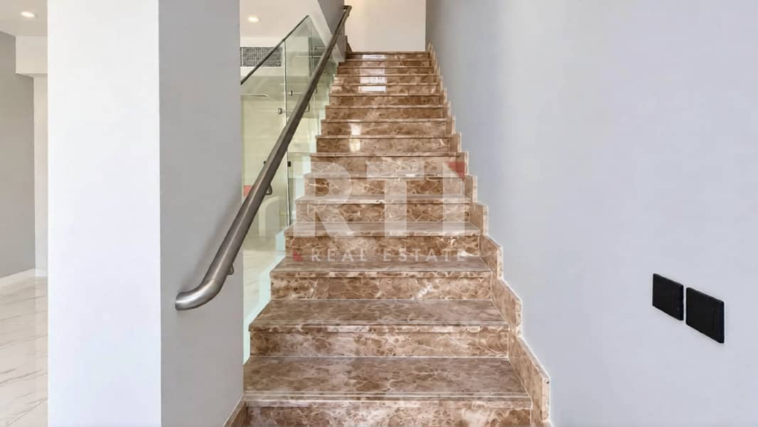 8 Image 8
