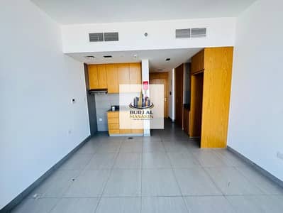 Estudio para en Alquiler en Muwaileh Commercial, Sharjah - 63b52268-2d1f-4156-a601-905db37bd07c. jpg