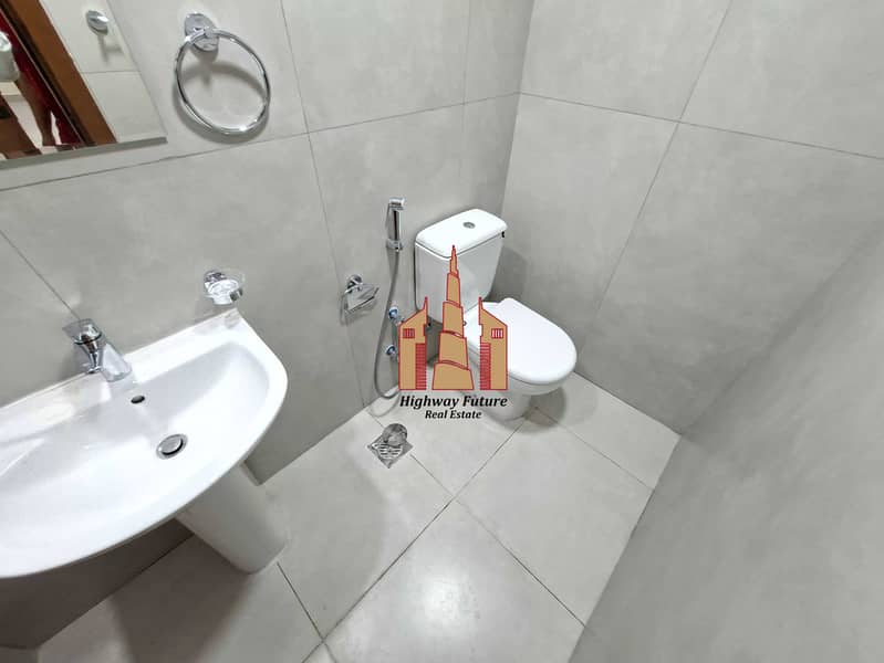 5 80790. jpg