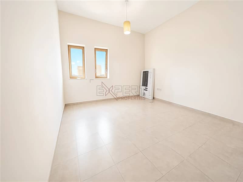 5 Image 5