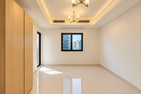Studio for Rent in Jumeirah Garden City, Dubai - ChatGPT Image Sep 15, 2026, 12_16_25 PM. png