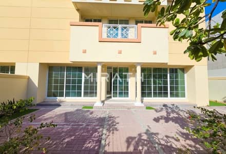4 Bedroom Villa for Rent in Umm Suqeim, Dubai - Elegant 4BR | Fully Renovated | Shared Facilities