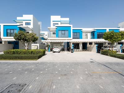 5 habitaciones Townhouse para en Alquiler en DAMAC Lagoons, Dubai - image_0
