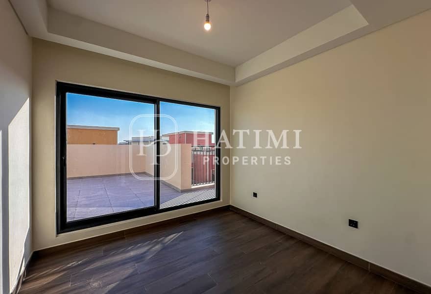 12 original - 2026-09-22T153757.142. jpg