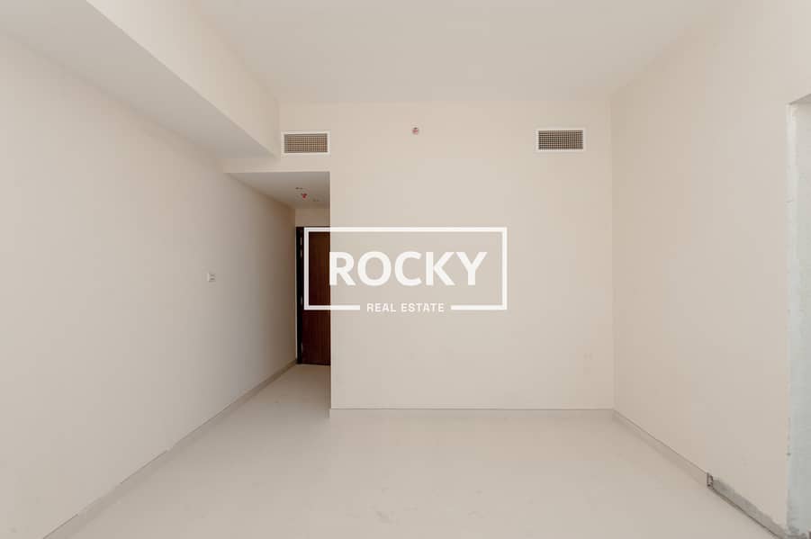 2 InternationalCity_Phase2_GreenAptBldg_112-2BR-WB (13 of 29). JPG