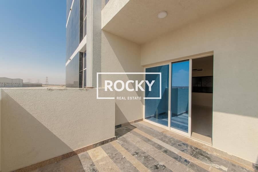 15 InternationalCity_Phase2_GreenAptBldg_112-2BR-WB (22 of 29). JPG