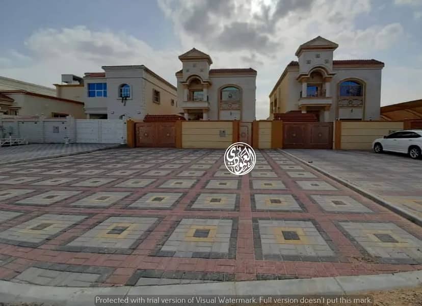 For sale modern villa in Ajman near a main street with very good finishes in Al Mowaihat