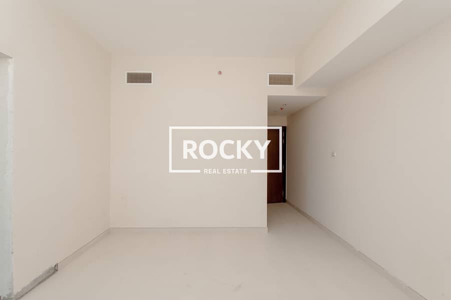 2 Aamna Residence-13. jpg