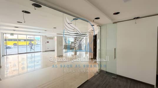 Shop for Rent in Industrial Area, Sharjah - محل تجاري في الصناعية 15 على شارع عام 2,000 قدم مربع 130,000 درهم5. jpeg Shop for Rent in Industrial Area, Sharjah - محل تجاري في الصناعية 15 على شارع عام 2,000 قدم مربع 130,000 درهم5. jpeg
