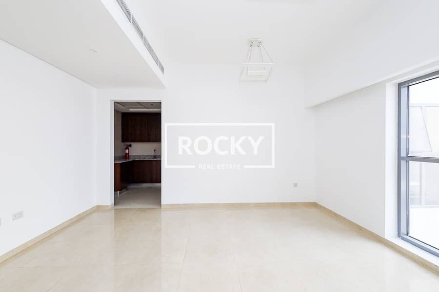 8 Naim Residence - Apartment (6 of 15). jpg