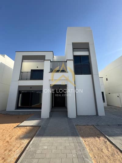 4 Schlafzimmer Villa zum Verkauf in Al Shamkha, Abu Dhabi - WhatsApp Image 2026-09-22 at 3.58. 42 PM (1). jpeg 4 Schlafzimmer Villa zum Verkauf in Al Shamkha, Abu Dhabi - WhatsApp Image 2026-09-22 at 3.58. 42 PM (1). jpeg