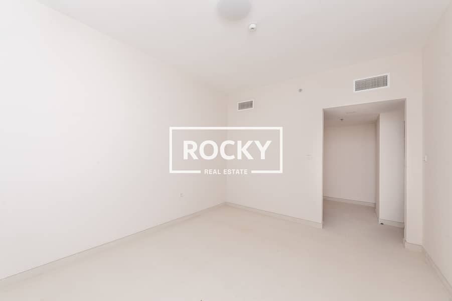 3 Rocky Real Estate - International City - Amna Res. - Apartment (11 of 17). JPG