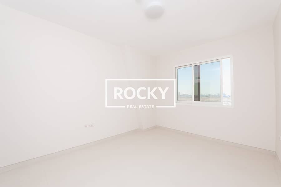 7 Rocky Real Estate - International City - Amna Res. - Apartment (9 of 17). JPG