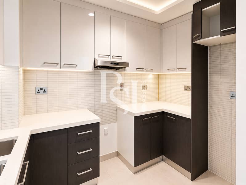 6 Kitchen . 1. jpg