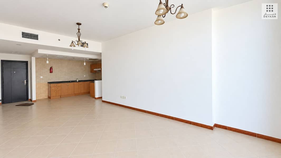 3 Marina_Diamond_4_1208_03_Living_Room_and_Kitchen. png