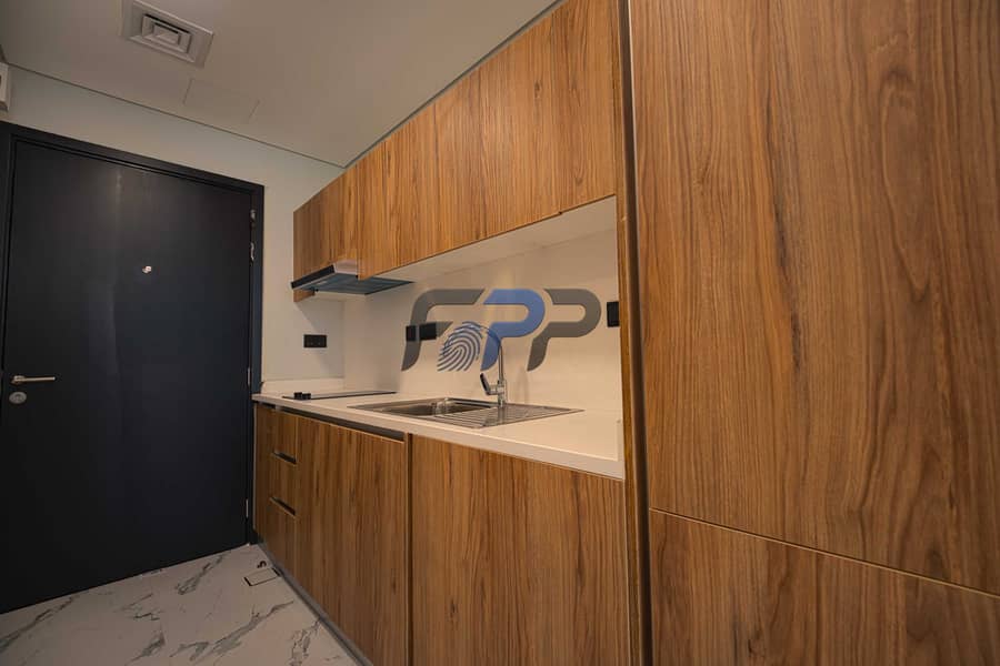18 Apt no 1605 (17). jpg