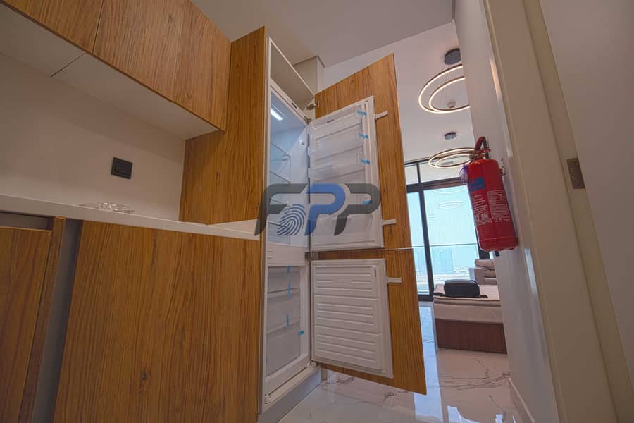 23 Apt no 1605 (22). jpg