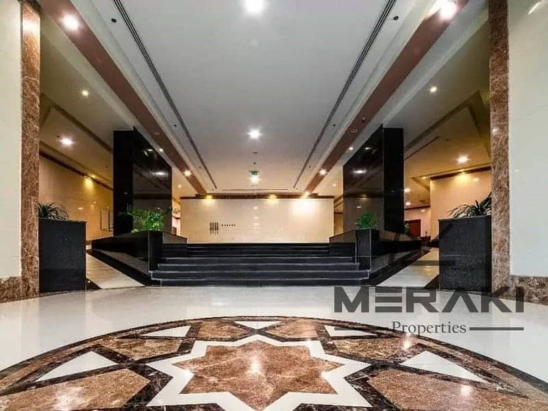 12 6b14c573-be9e-4744-b3e6-b5c1e25dba0a. jpg