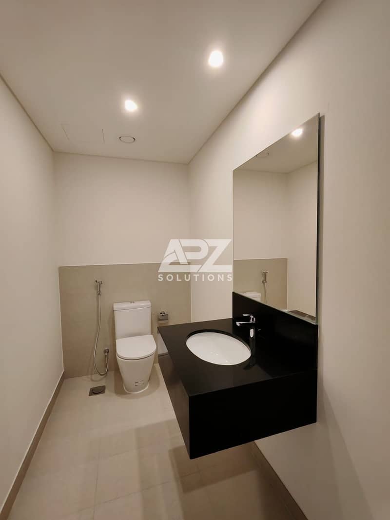 37 8b430aa8-b155-4ab3-beda-5f498ec61a38. jpg