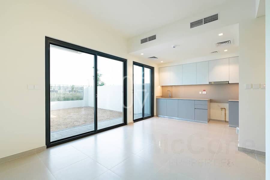 Reihenhaus in Dubai South,Emaar South,Expo Golf Villas,Expo Golf Villas 5 (Greenviews 2), 3 schlafzimmer, 2600000 AED - 16601575 Reihenhaus in Dubai South,Emaar South,Expo Golf Villas,Expo Golf Villas 5 (Greenviews 2), 3 schlafzimmer, 2600000 AED - 16601575