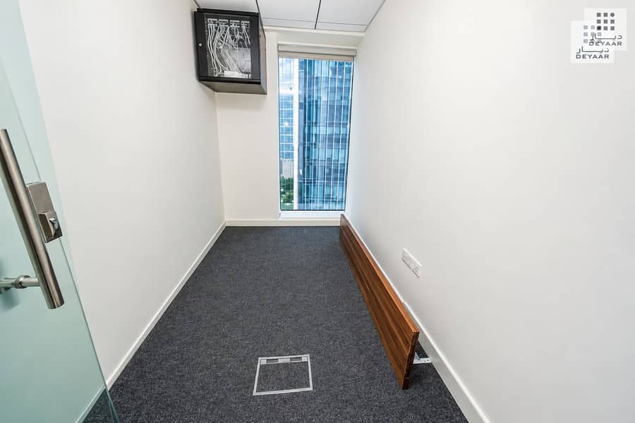 18 Burlington_Tower_26_Office_20. jpg
