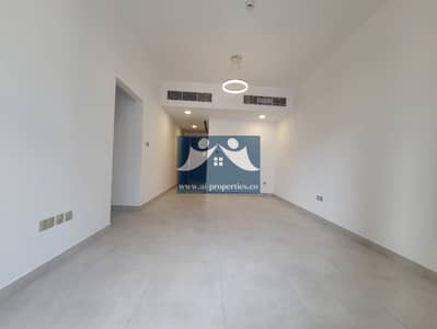 2 Bedroom Flat for Rent in Jumeirah Garden City, Dubai - WhatsApp Image 2024-12-18 at 10.40. 24 PM (1). jpeg 2 Bedroom Flat for Rent in Jumeirah Garden City, Dubai - WhatsApp Image 2024-12-18 at 10.40. 24 PM (1). jpeg