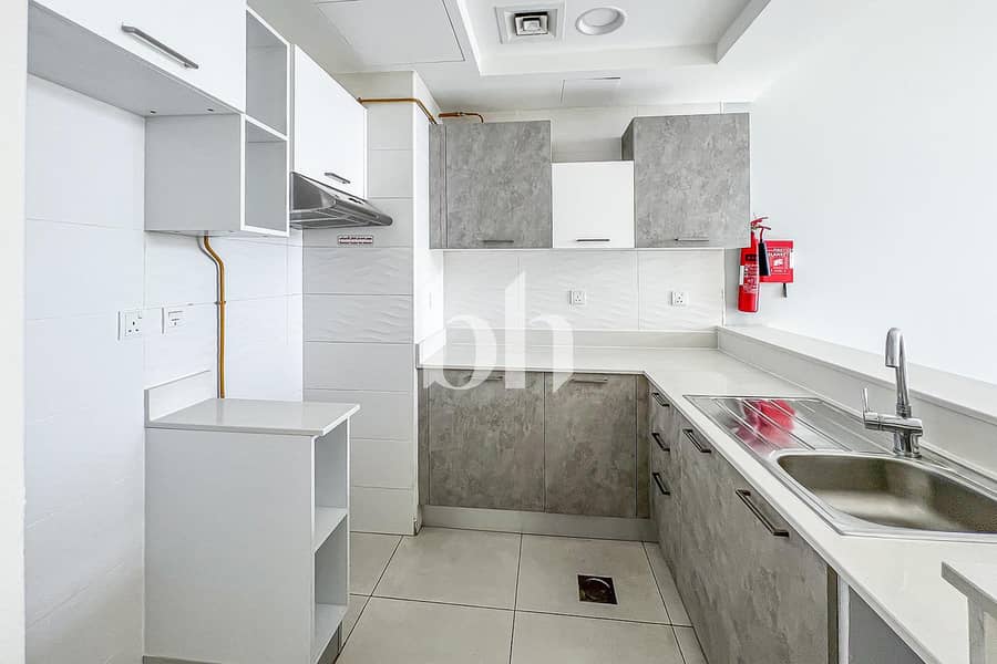 4 Unit 10051 BR 01