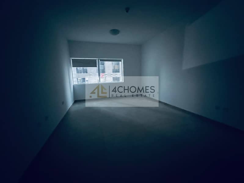 4 Image 4