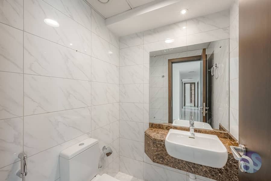 12 Coral Towe unit 807-3. jpg