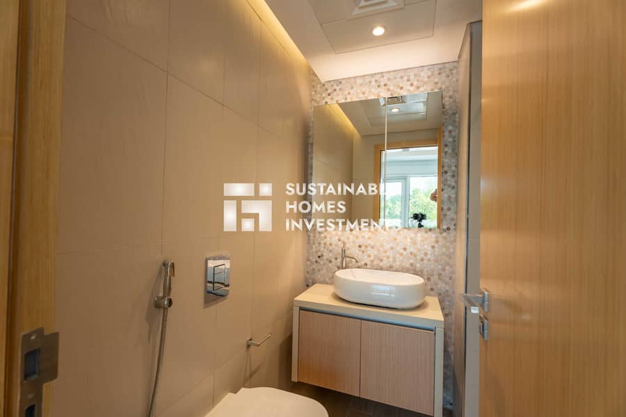 12 SUS08495-HDR. jpg